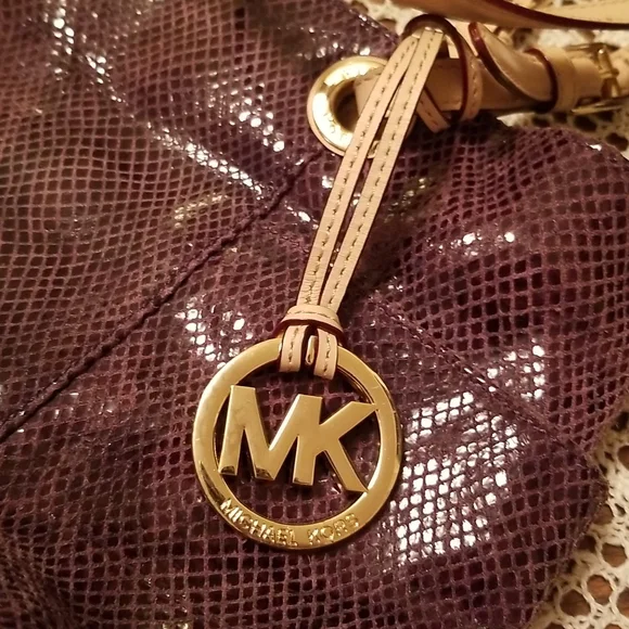 🐍Michael Kors Snakeskin Printed🐍 Tote - Picture 7 of 8